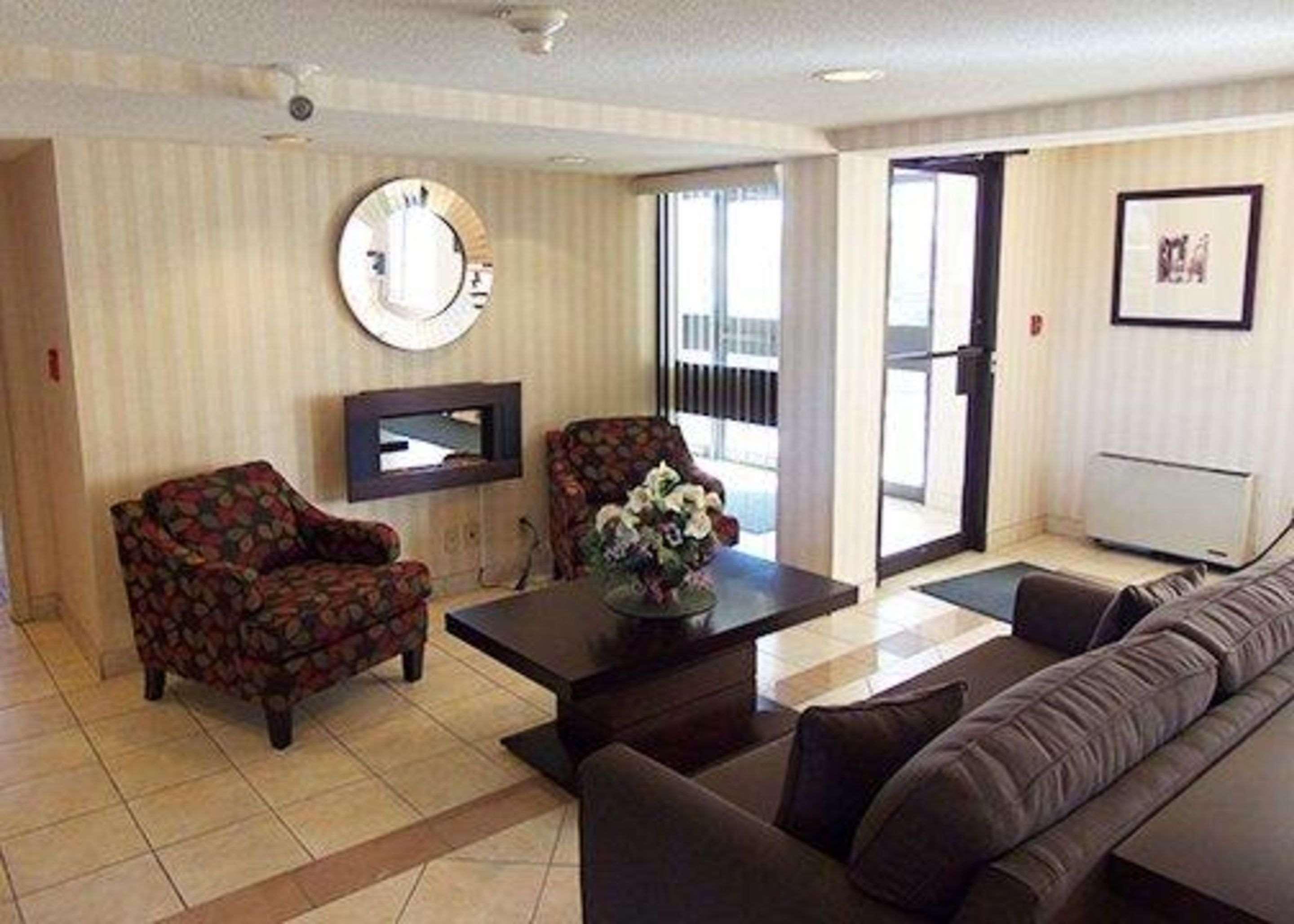 Quality Inn Peterborough Eksteriør billede